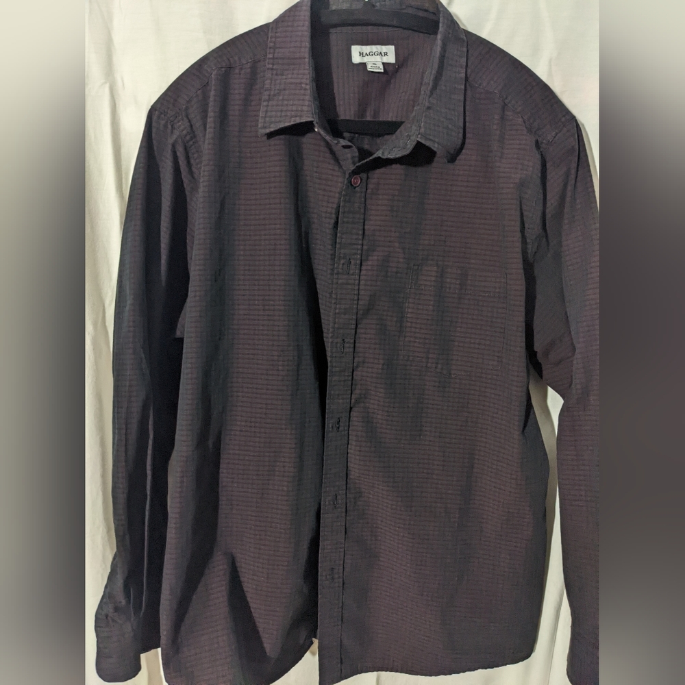 XL maroon check button down